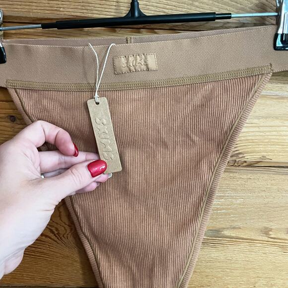 NWT Skims ribbed high-rise stretch-cotton thong Camel Size 2X - Picture 4 of 6